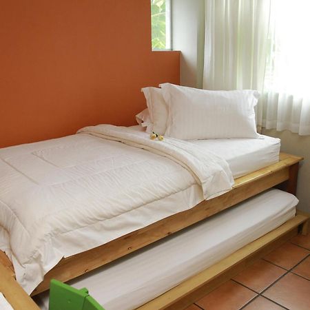 Roemah 28 Syariah Hotel Medan Ngoại thất bức ảnh