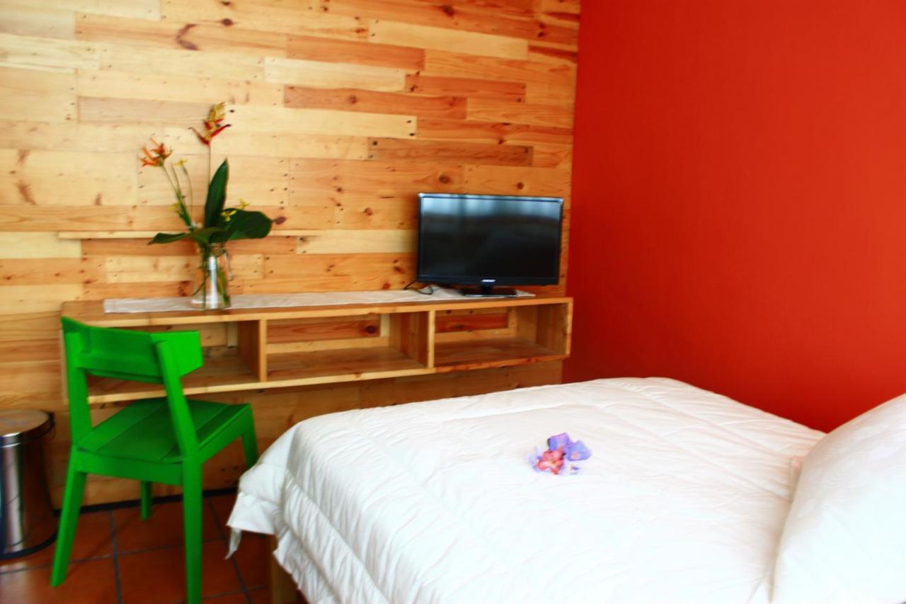 Roemah 28 Syariah Hotel Medan Ngoại thất bức ảnh