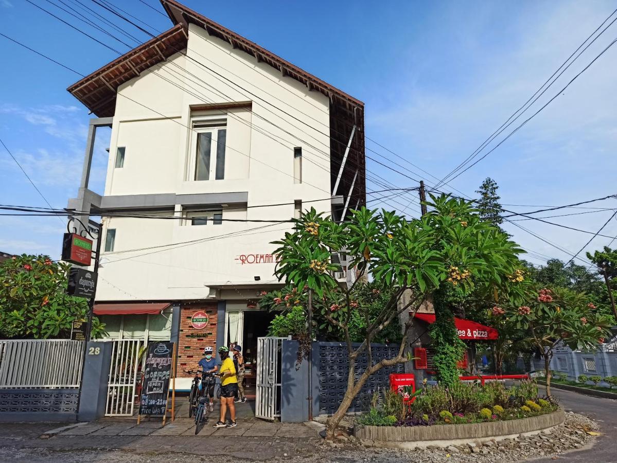 Roemah 28 Syariah Hotel Medan Ngoại thất bức ảnh