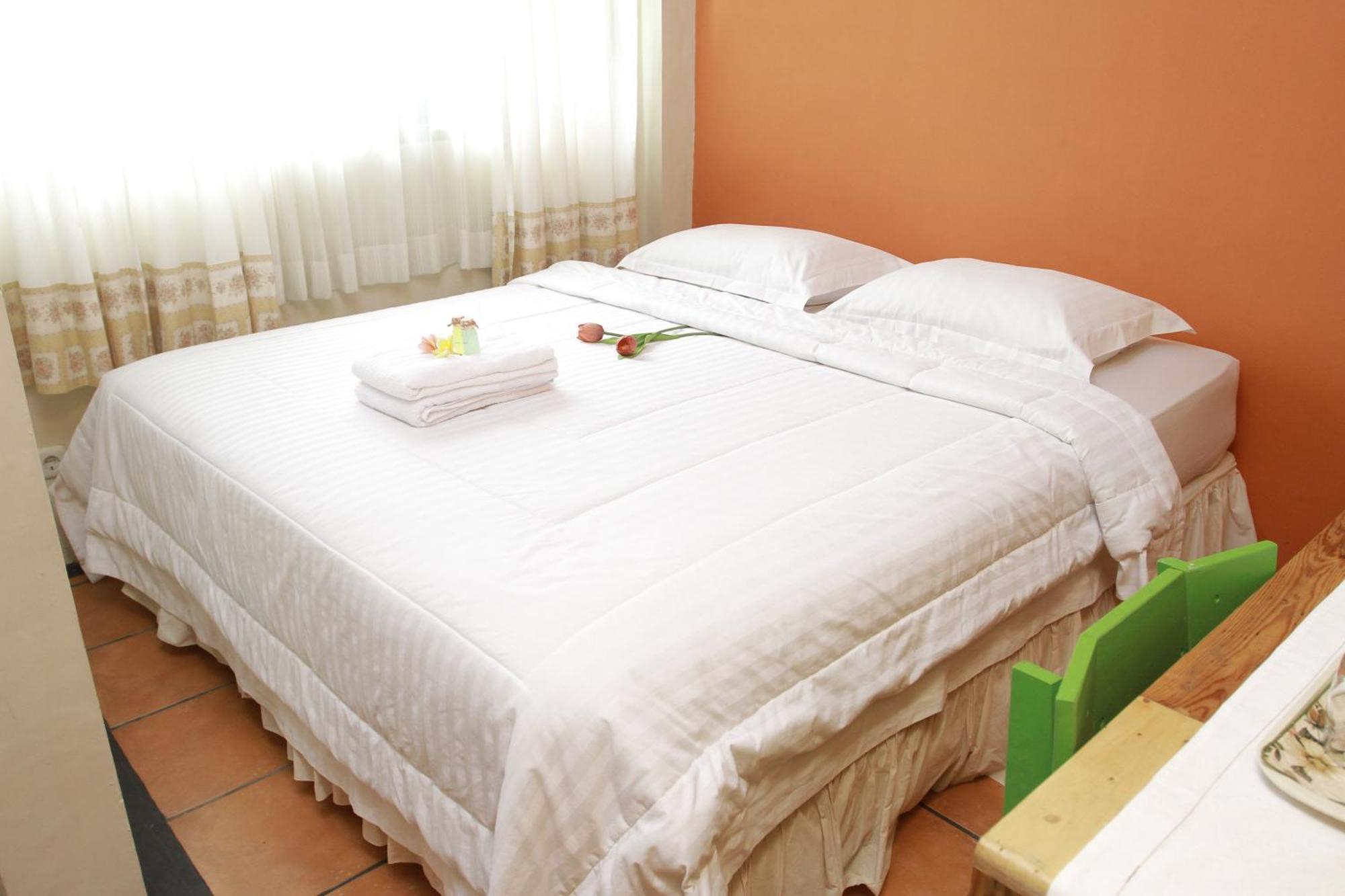 Roemah 28 Syariah Hotel Medan Ngoại thất bức ảnh